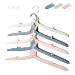 Travel folding hanger