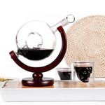 Load image into Gallery viewer, Globe Glass Wine Whiskey Decanter
