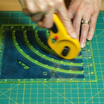 Load image into Gallery viewer, Arcs &amp; Fans Quilt Circle Cutter Ruler
