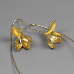 Load image into Gallery viewer, Simulation Magnolia Earrings
