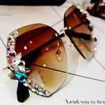 Load image into Gallery viewer, 2020 Vintage Fashion Rimless Crystal Sunglasses
