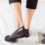 Load image into Gallery viewer, Women&#39;s Lace Low Cut Non Slip Socks
