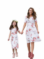 Load image into Gallery viewer, Floral Mommy And Me Matching Dresses
