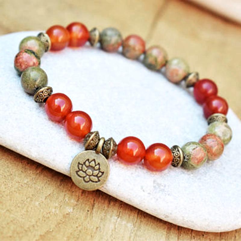 Agate Lotus Pendant Beaded Bracelet