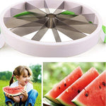 Load image into Gallery viewer, Multifunctional Handheld Round Divider Watermelon Cutter
