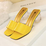 Load image into Gallery viewer, Transparent Chunky Comfortable Open Toe Slip Sandals
