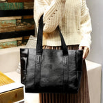 Load image into Gallery viewer, Elegant Tote Bag With Large Capacity
